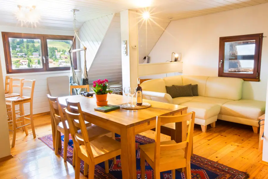 Essbereich der Ferienwohnung im Scheuermatthof in Todtnauberg